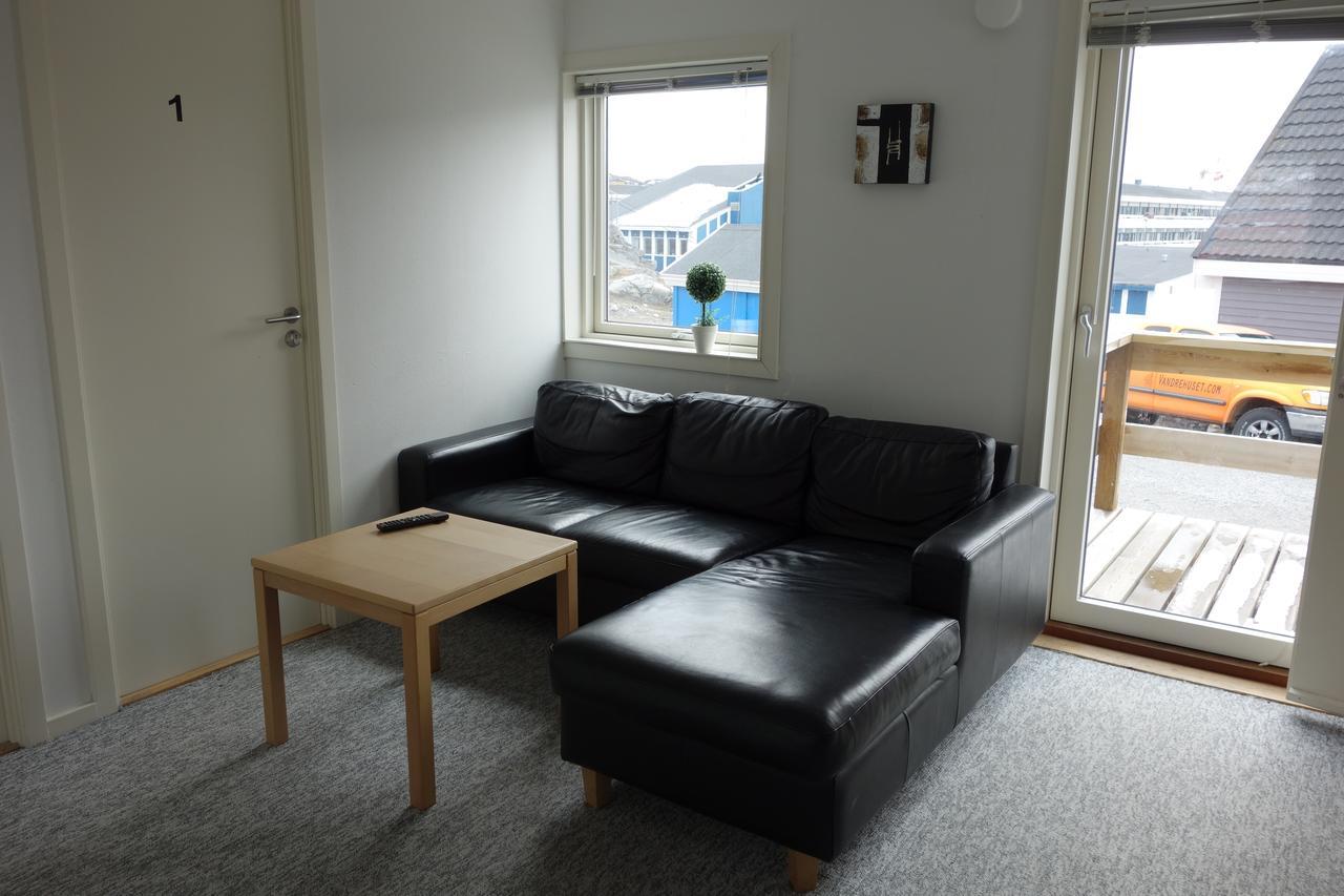 Vandrehuset 4 Nuuk Exteriér fotografie